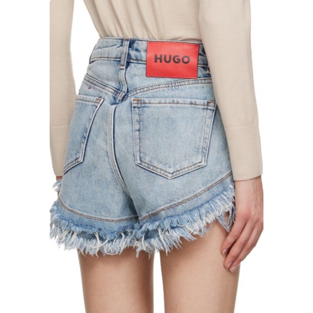Hugo Gailey Jean Shorts‎ Women’s Size 27 Blue Denim Fray Hem 5 Pocket Lightwash